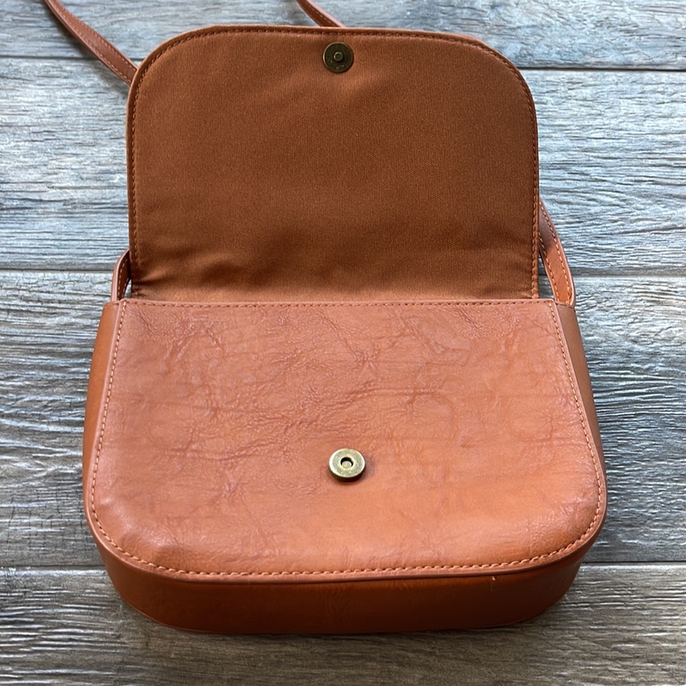 Purse - Picture 3 of 3